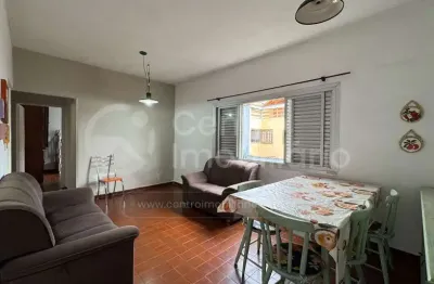 Apartamento à venda com 2 quartos em peruíbe, no bairro centro