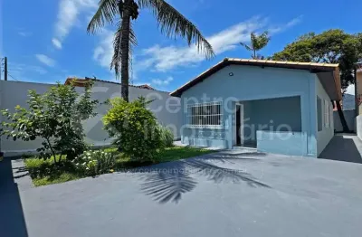 Casa à venda com 2 quartos em peruíbe, no bairro balneario barra de jangada