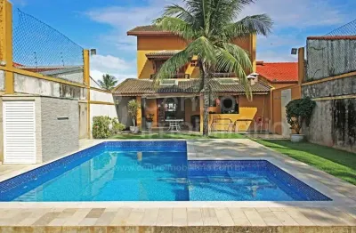 Casa à venda com piscina e 3 quartos em peruíbe, no bairro parque balneario oasis