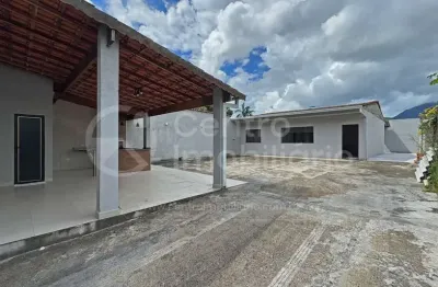 Casa à venda com 2 quartos em peruíbe, no bairro jd caraminguava