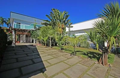 Casa à venda com 4 quartos em peruíbe, no bairro jd tres marias