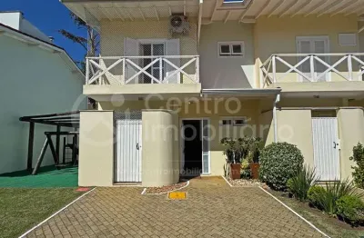 Casa à venda com 3 quartos em peruíbe, no bairro balneario sambura