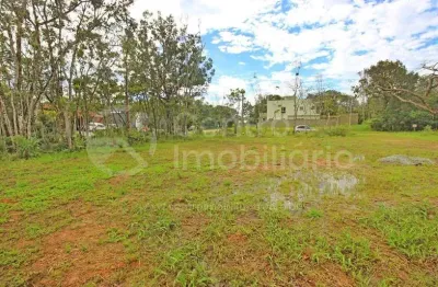 Terreno em condomínio fechado à venda no Jardim São Luis, Peruíbe 