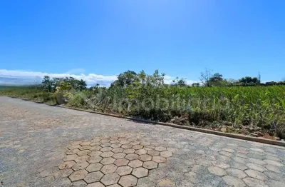 Terreno em condomínio fechado à venda no Bougainvillee V, Peruíbe 