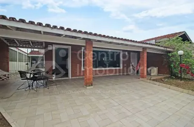 Casa à venda com 2 quartos em peruíbe, no bairro parque balneario oasis