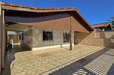 Casa à venda com 3 quartos em peruíbe, no bairro balneario florida