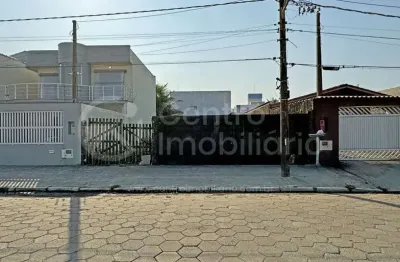 Terreno à venda na Belmira Novaes, Peruíbe 