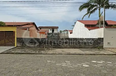Terreno à venda no Jardim Beira Mar, Peruíbe 