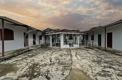 Casa à venda com 7 quartos em peruíbe, no bairro itatins