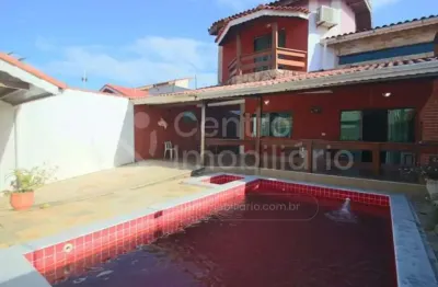 Casa à venda com piscina e 4 quartos em peruíbe, no bairro balneário casa blanca