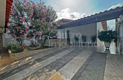 Casa à venda com 2 quartos em peruíbe, no bairro centro