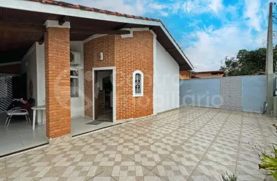 Casa à venda com 3 quartos em peruíbe, no bairro balneario sao joao batista