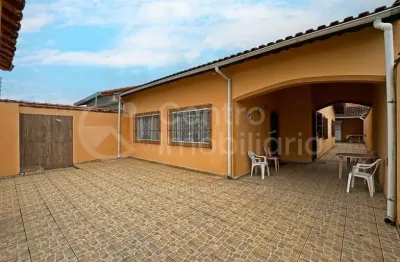 Casa à venda com 3 quartos em peruíbe, no bairro balneario josedy