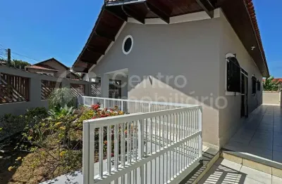 Casa à venda com 3 quartos em peruíbe, no bairro jardim três marias