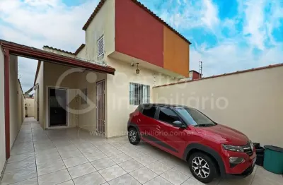 Casa com 2 quartos à venda no jardim Somar, Peruíbe 