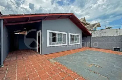 Casa à venda com 4 quartos em peruíbe, no bairro stella maris