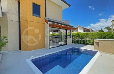 Casa à venda com piscina e 5 quartos em peruíbe, no bairro bougainvillee ii