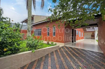 Casa à venda com 3 quartos em peruíbe, no bairro parque balneario oasis