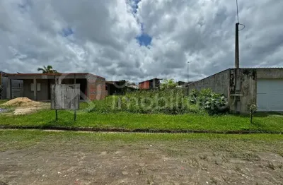 Terreno em condomínio fechado à venda no Jardim São Luis, Peruíbe 