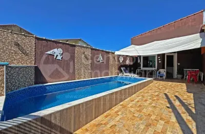 CASA à venda com piscina e 3 quartos em Peruíbe, no bairro Vila Romar