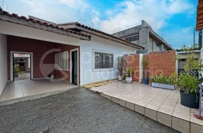 Casa com 3 quartos à venda no Balneário Stella Maris, Peruíbe 
