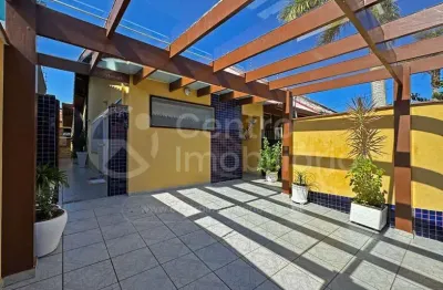 Casa à venda com 3 quartos em peruíbe, no bairro parque balneario oasis