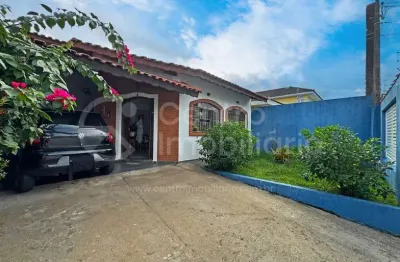 Casa à venda com 3 quartos em peruíbe, no bairro parque balneario oasis