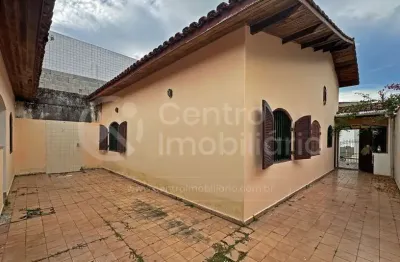 Casa à venda com 3 quartos em peruíbe, no bairro parque balneario oasis