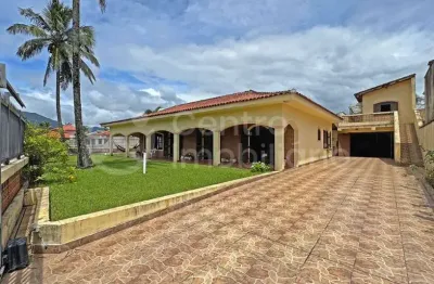 Casa à venda com 4 quartos em peruíbe, no bairro balneario sambura