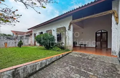Casa à venda com 3 quartos em peruíbe, no bairro jardim imperador
