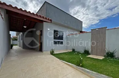 Casa à venda com 2 quartos em peruíbe, no bairro estancia dos eucaliptos