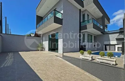 Casa à venda com piscina e 2 quartos em peruíbe, no bairro jardim ribamar