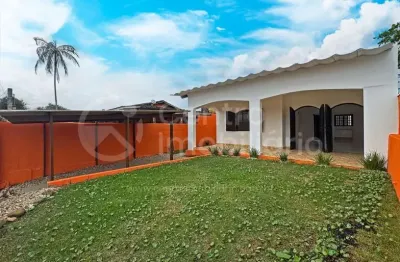Casa à venda com 2 quartos em peruíbe, no bairro jardim três marias