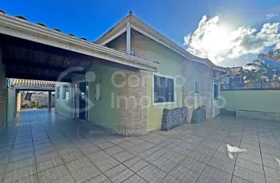 Casa à venda com 3 quartos em peruíbe, no bairro cidade nova peruíbe