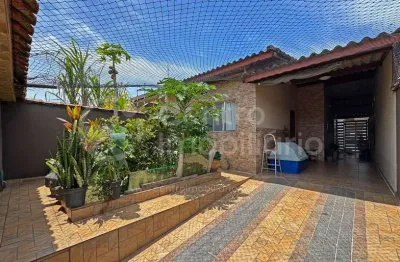 Casa à venda com 3 quartos em peruíbe, no bairro cidade nova peruíbe