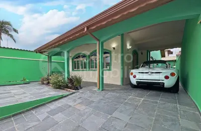 Casa à venda com 2 quartos em peruíbe, no bairro balneário casa blanca