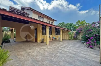 CASA à venda com 4 quartos em Peruíbe, no bairro Estancia Sao Jose