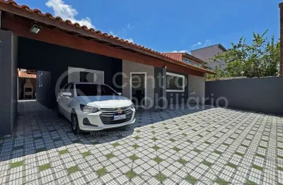 Casa à venda com 3 quartos em peruíbe, no bairro balneario arpoador