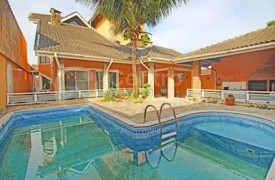 Casa à venda com piscina e 5 quartos em peruíbe, no bairro stella maris