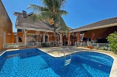 Casa à venda com piscina e 5 quartos em peruíbe, no bairro stella maris