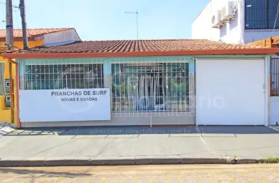 Casa à venda com 1 quartos em peruíbe, no bairro centro