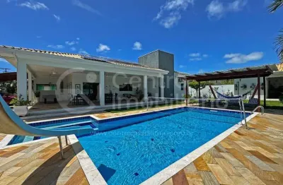 Casa à venda com piscina e 4 quartos em peruíbe, no bairro jardim beira mar