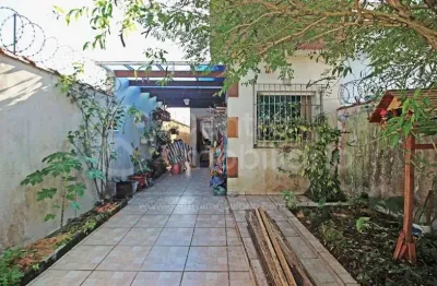 Casa à venda com 2 quartos em peruíbe, no bairro estancia sao jose