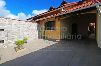 Casa à venda com 3 quartos em peruíbe, no bairro parque d aville