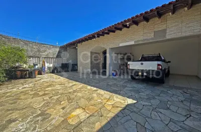 Casa à venda com 3 quartos em peruíbe, no bairro belmira novaes