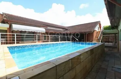 Casa à venda com piscina e 4 quartos em peruíbe, no bairro estancia sao jose