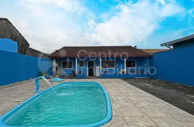 Casa à venda com 2 quartos em peruíbe, no bairro balneario sao joao batista
