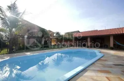 Casa à venda com piscina e 6 quartos em peruíbe, no bairro jardim mar e sol