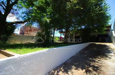 Casa à venda com 2 quartos em peruíbe, no bairro centro