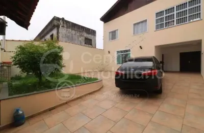 Casa à venda com 4 quartos em peruíbe, no bairro belmira novaes